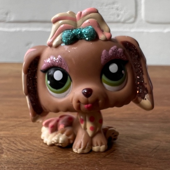 LPS Littlest Pet Shop RARE GLITTERY Dog Sitting - Picture 2 of 5